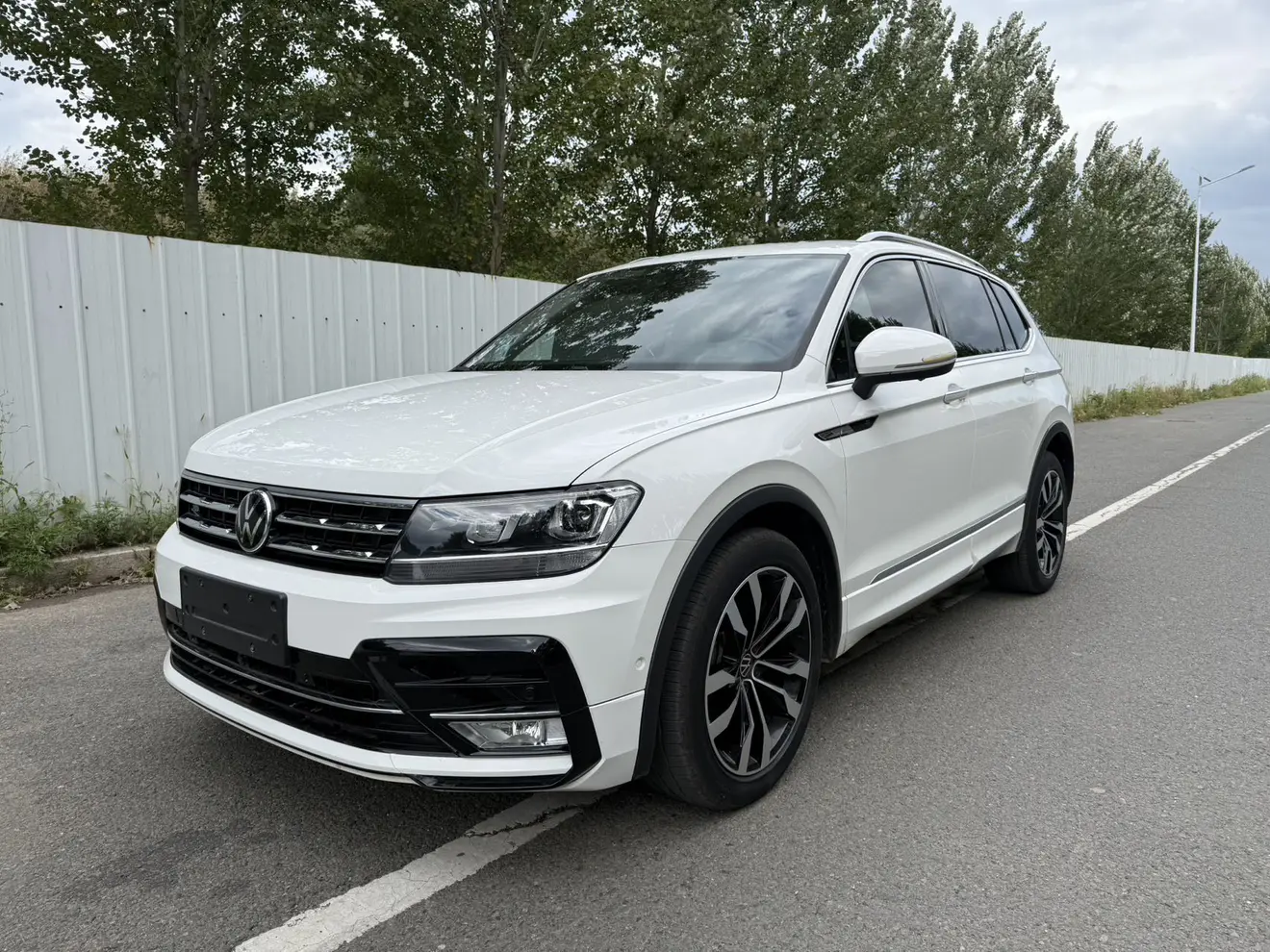 Volkswagen Tiguan L  из Китая
