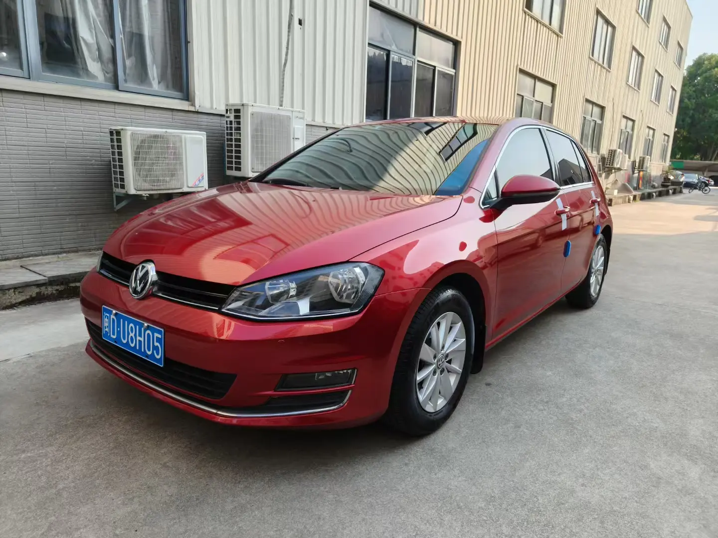 Volkswagen Golf  из Китая