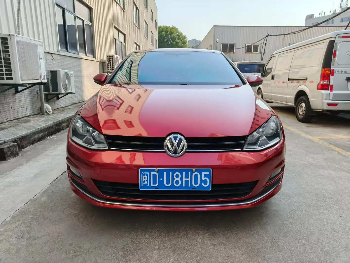 Volkswagen Golf  из Китая