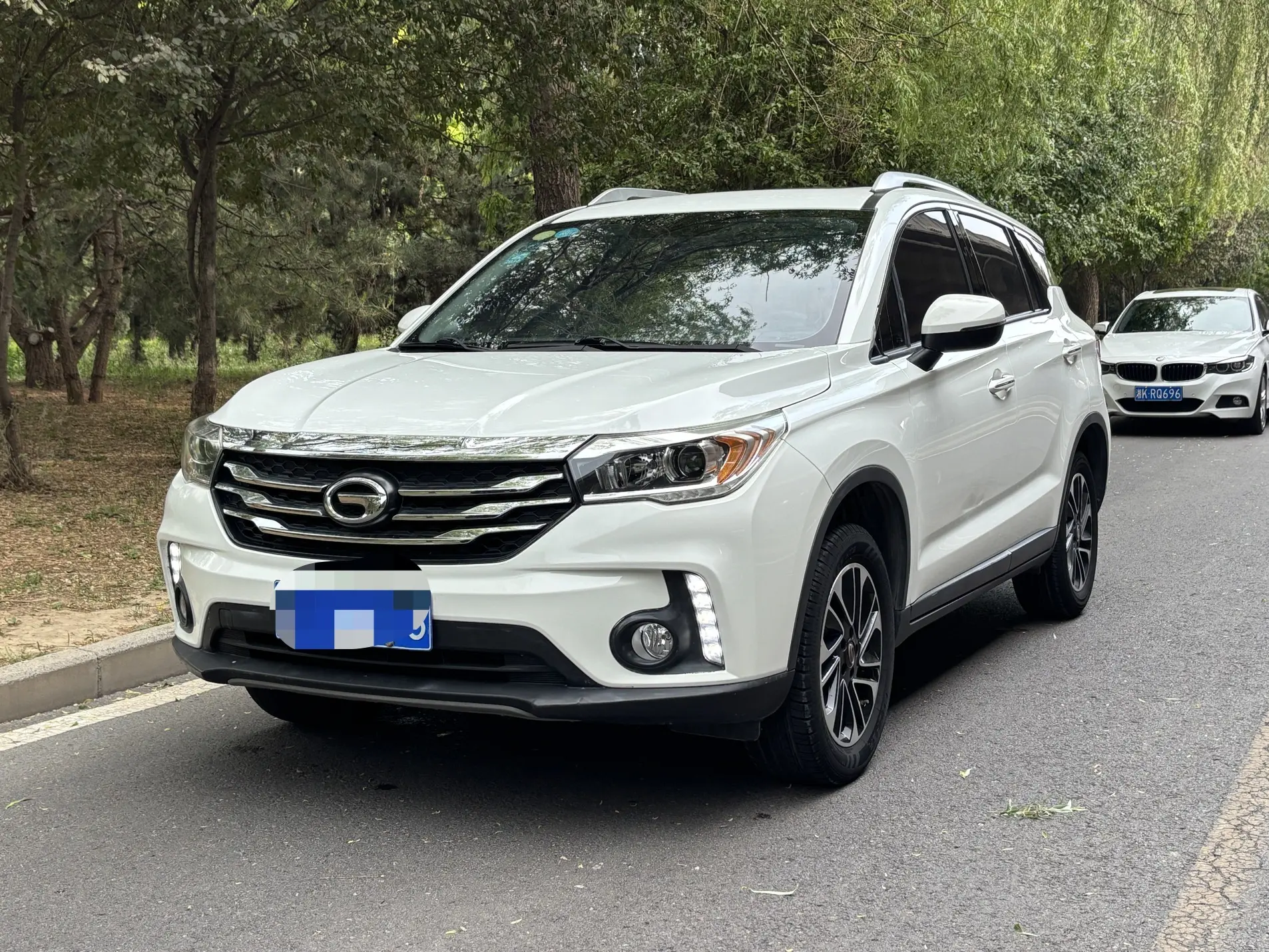 GAC Trumpchi GS4  из Китая