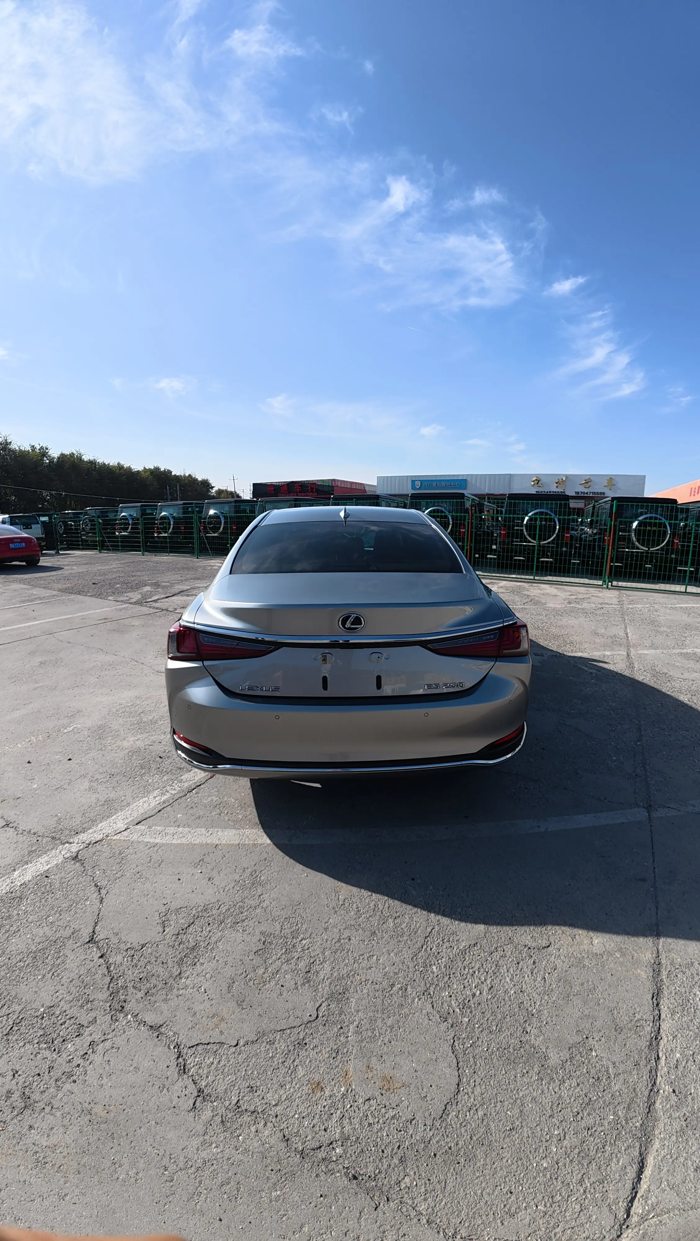 Lexus ES