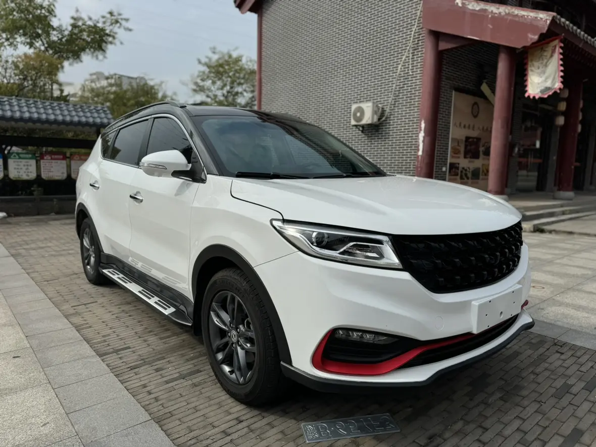 Dongfeng Fengon 580