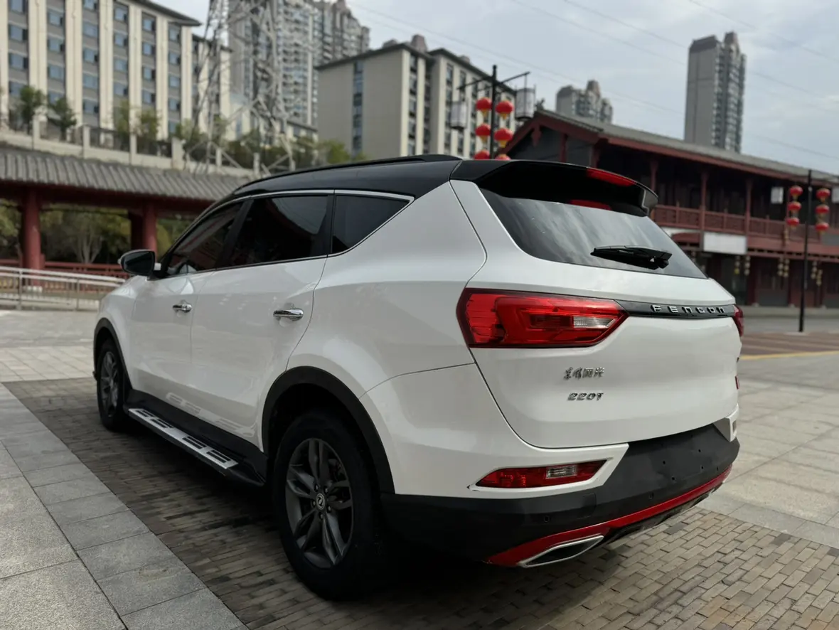 Dongfeng Fengon 580