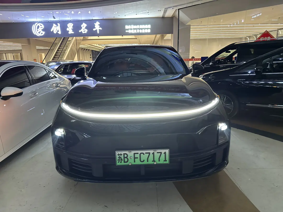 Li L7 (Ideal L7)  из Китая