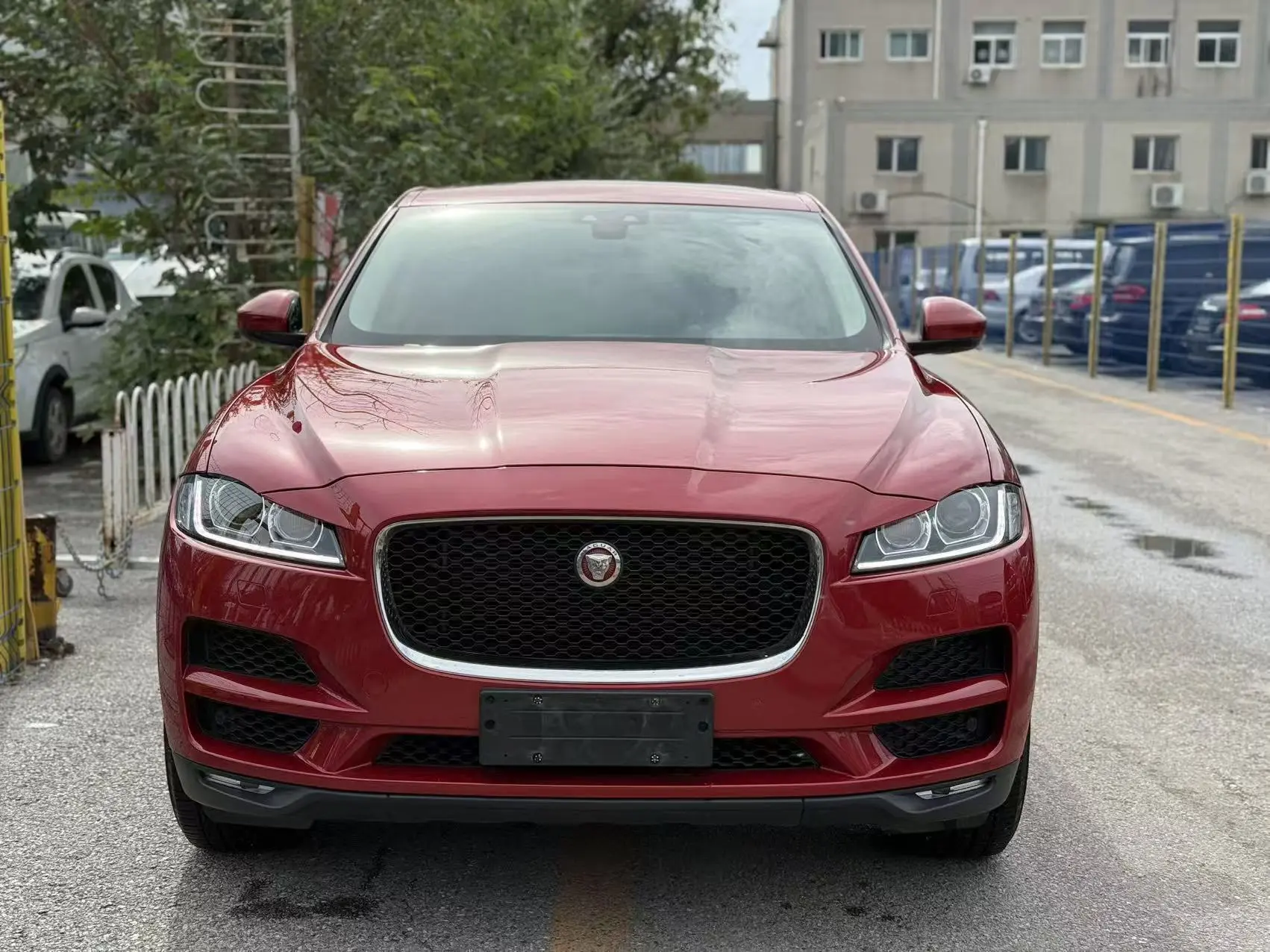 Jaguar F-PACE
