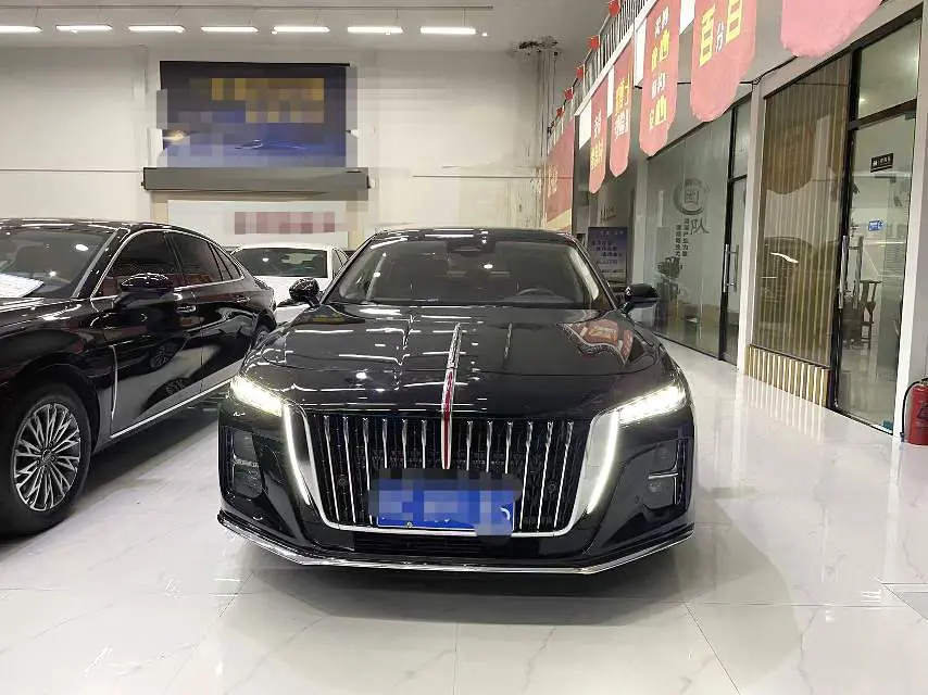 Hongqi H5  из Китая