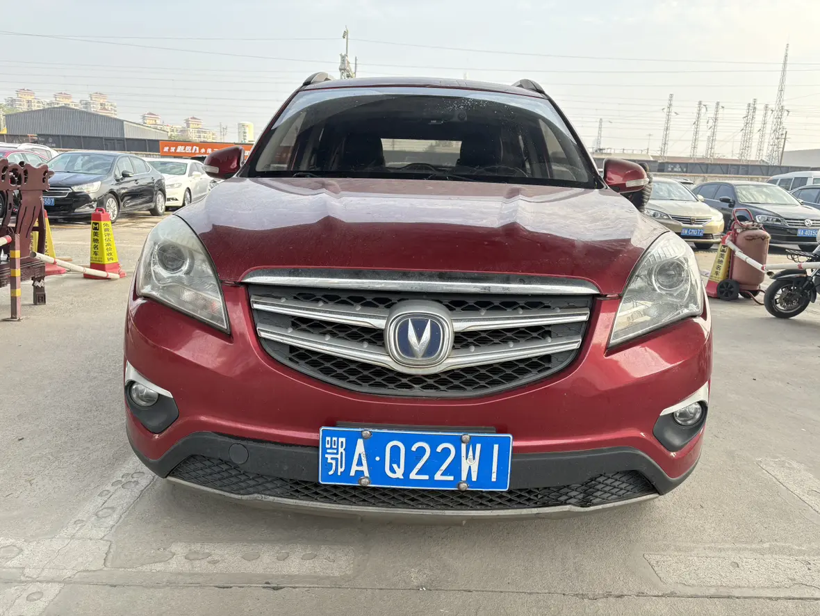 Changan CS35  из Китая