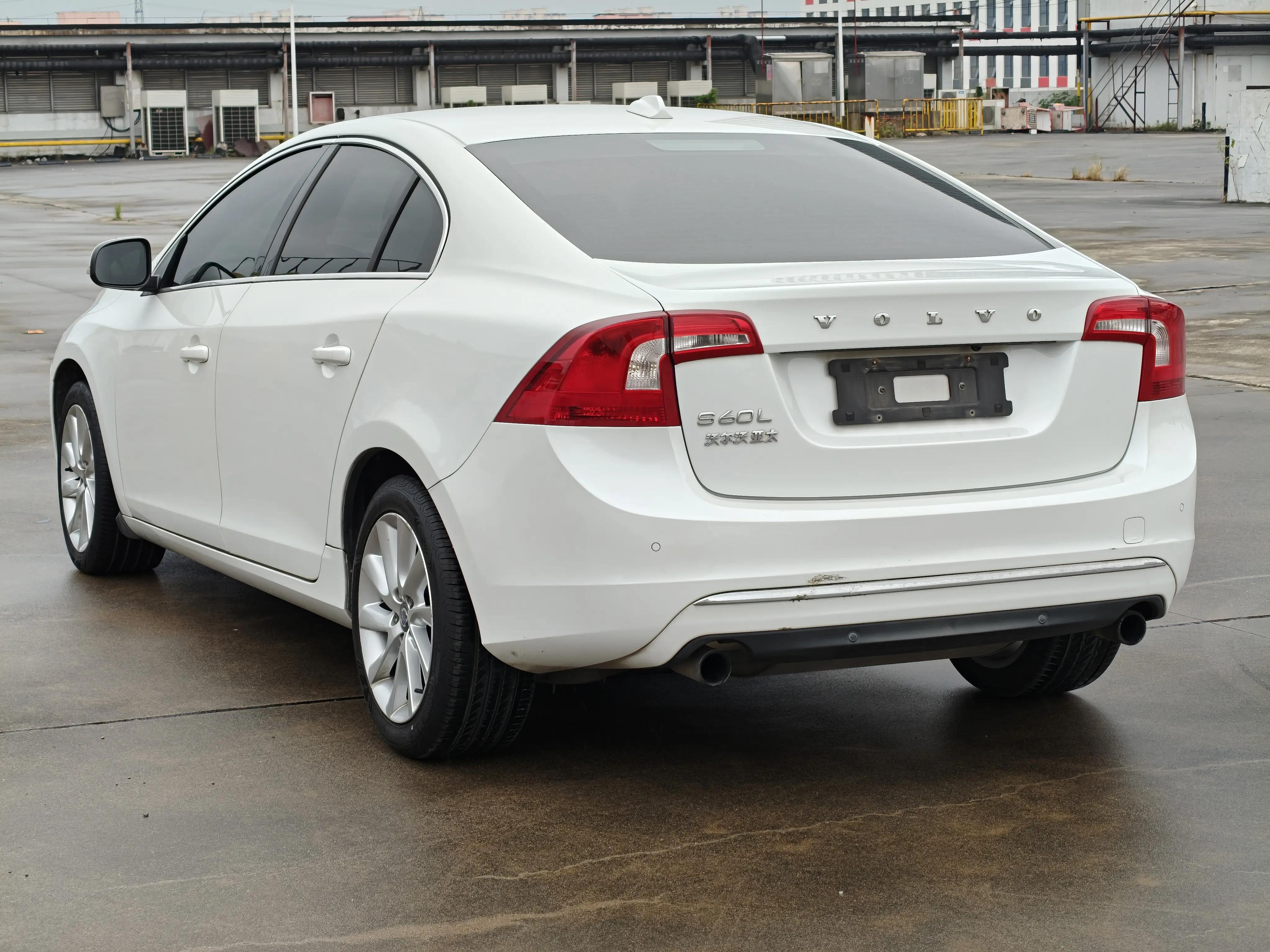 Volvo S60