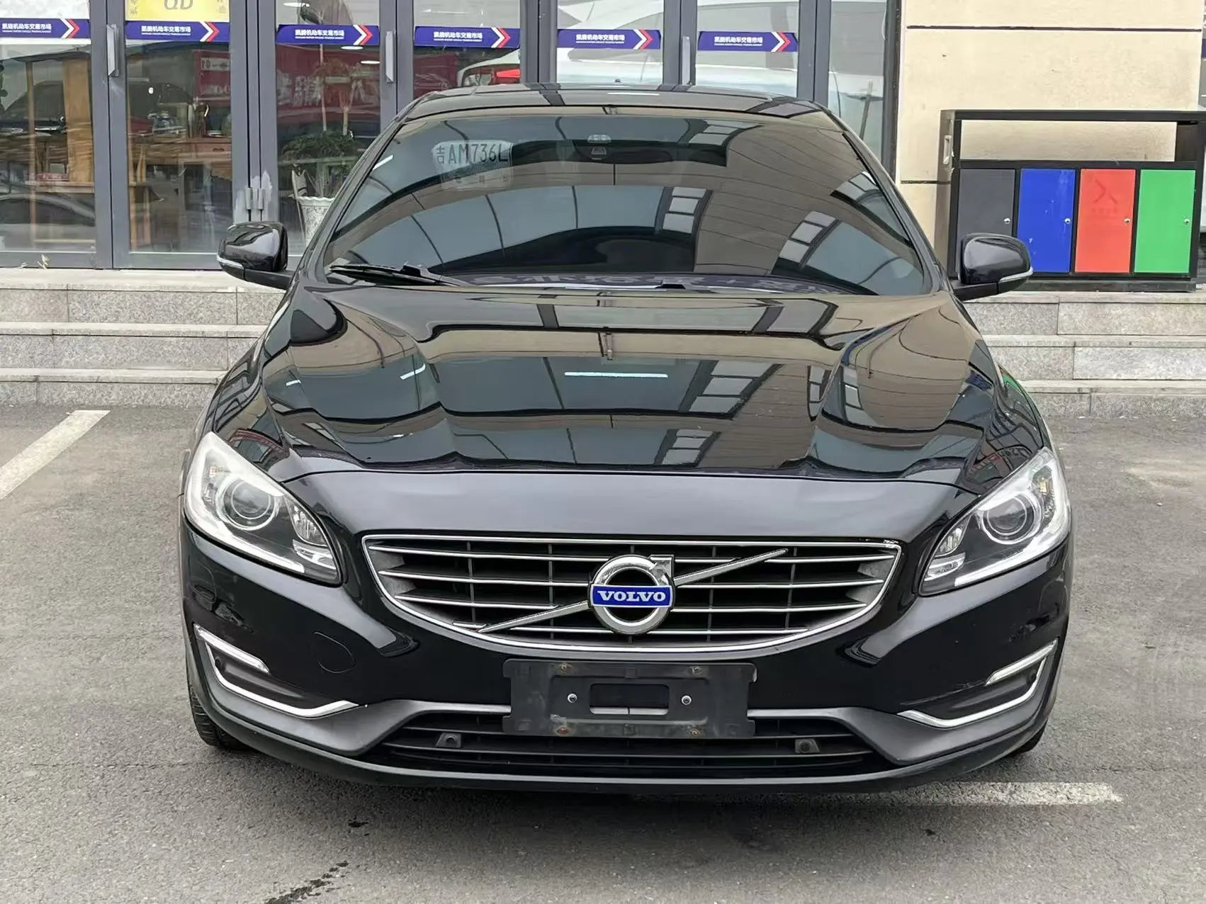 Volvo S60