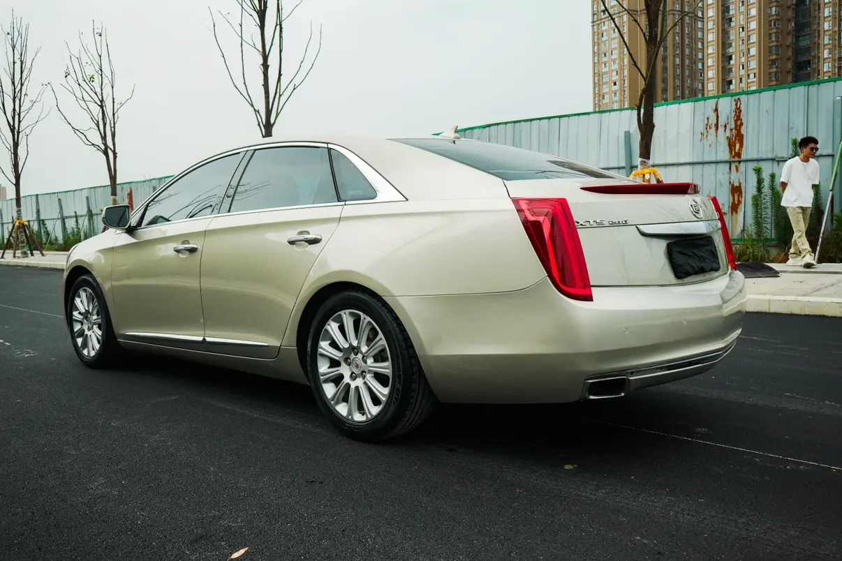 Cadillac XTS