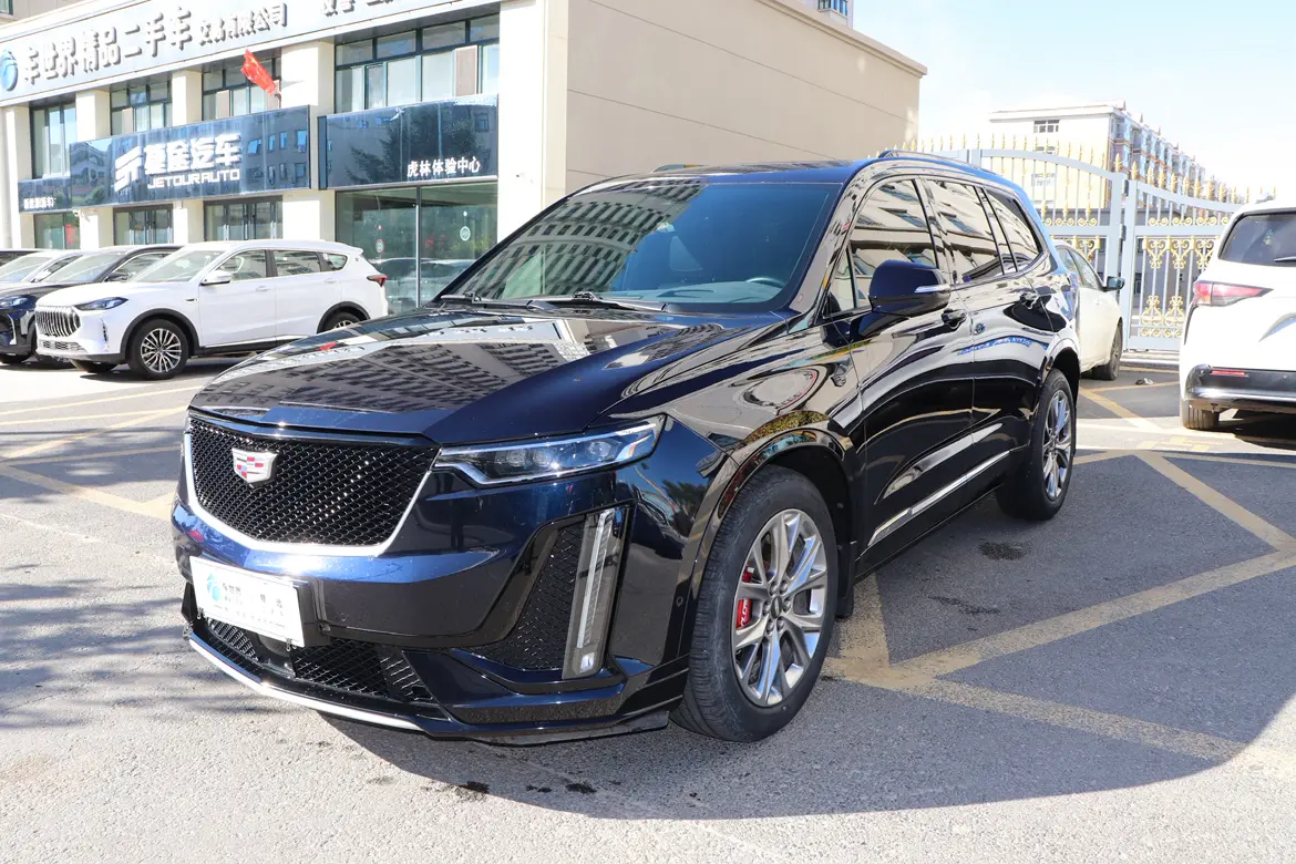 Cadillac XT6