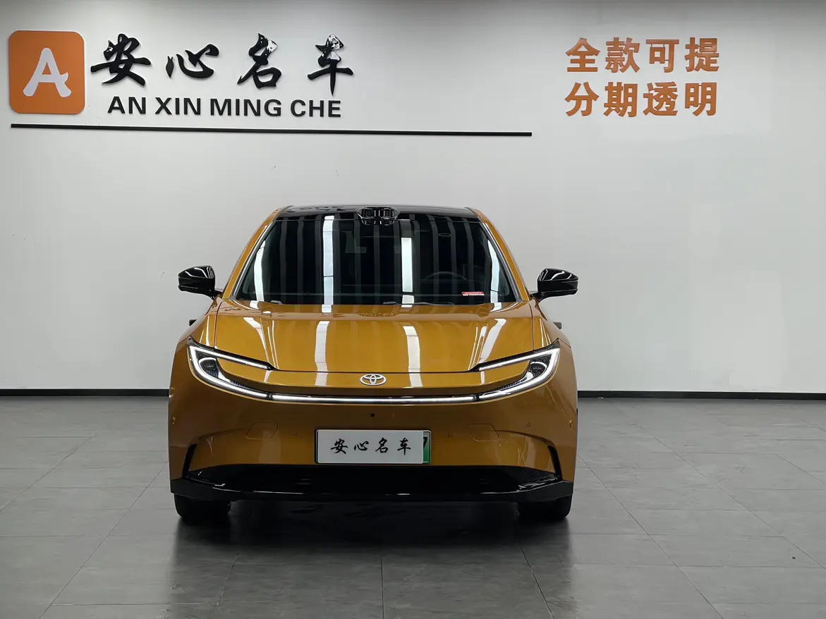 Toyota bZ5  из Китая