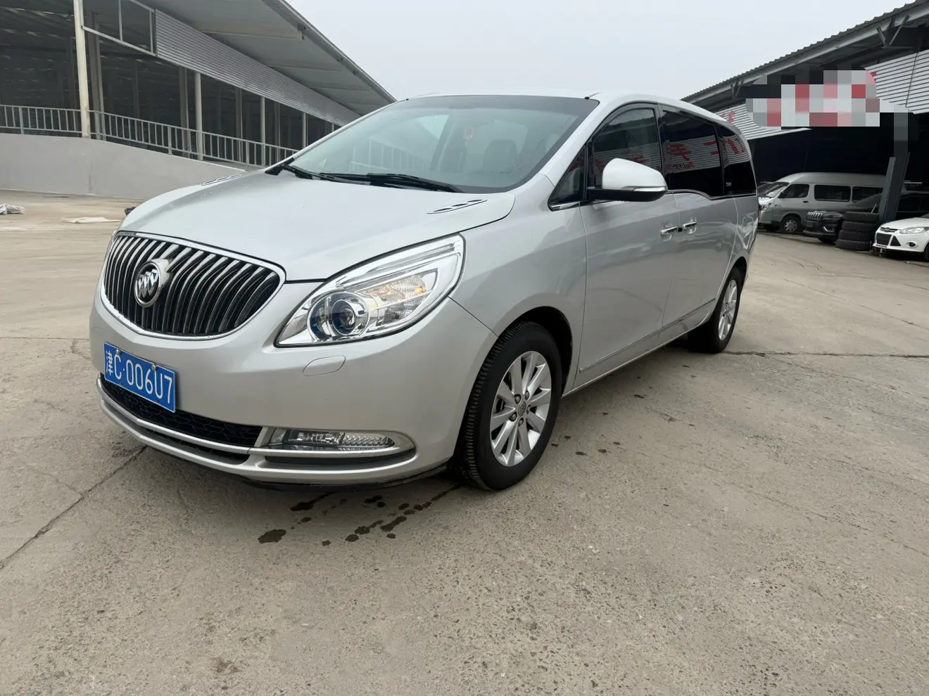 Buick GL8