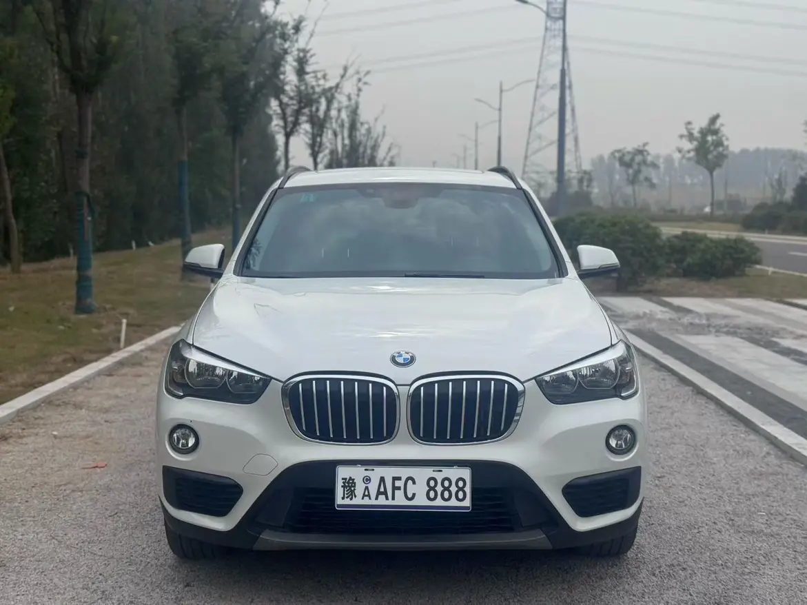 BMW X1  из Китая
