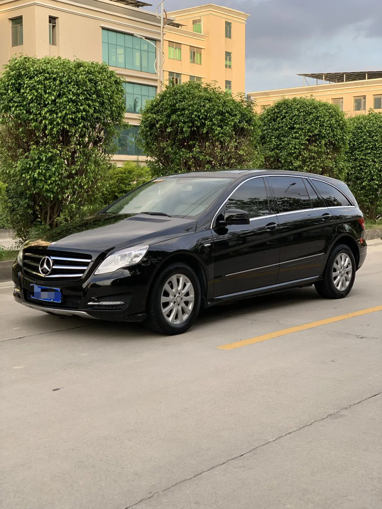 Mercedes-Benz R-Class  из Китая