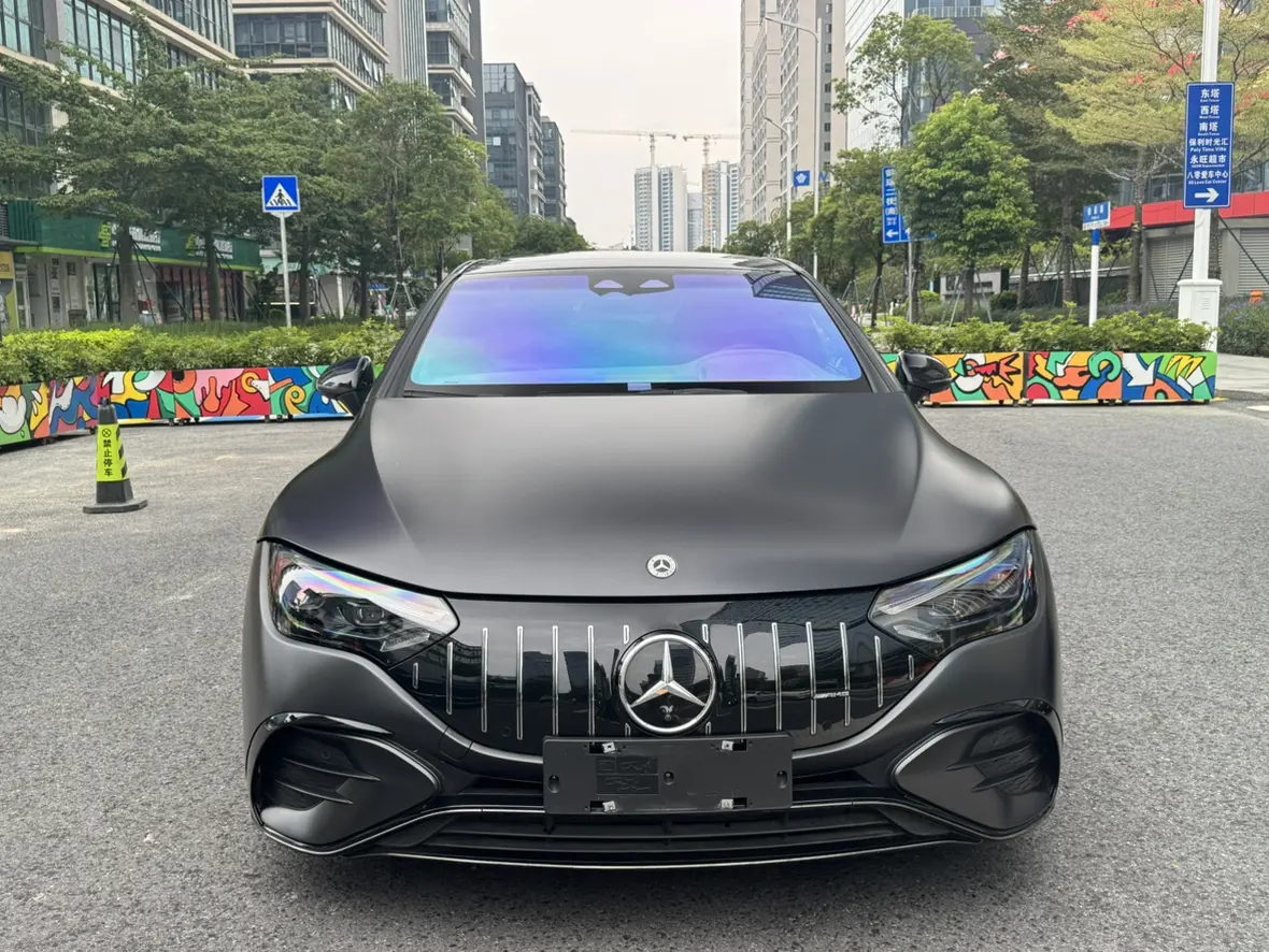 Mercedes-Benz EQE AMG