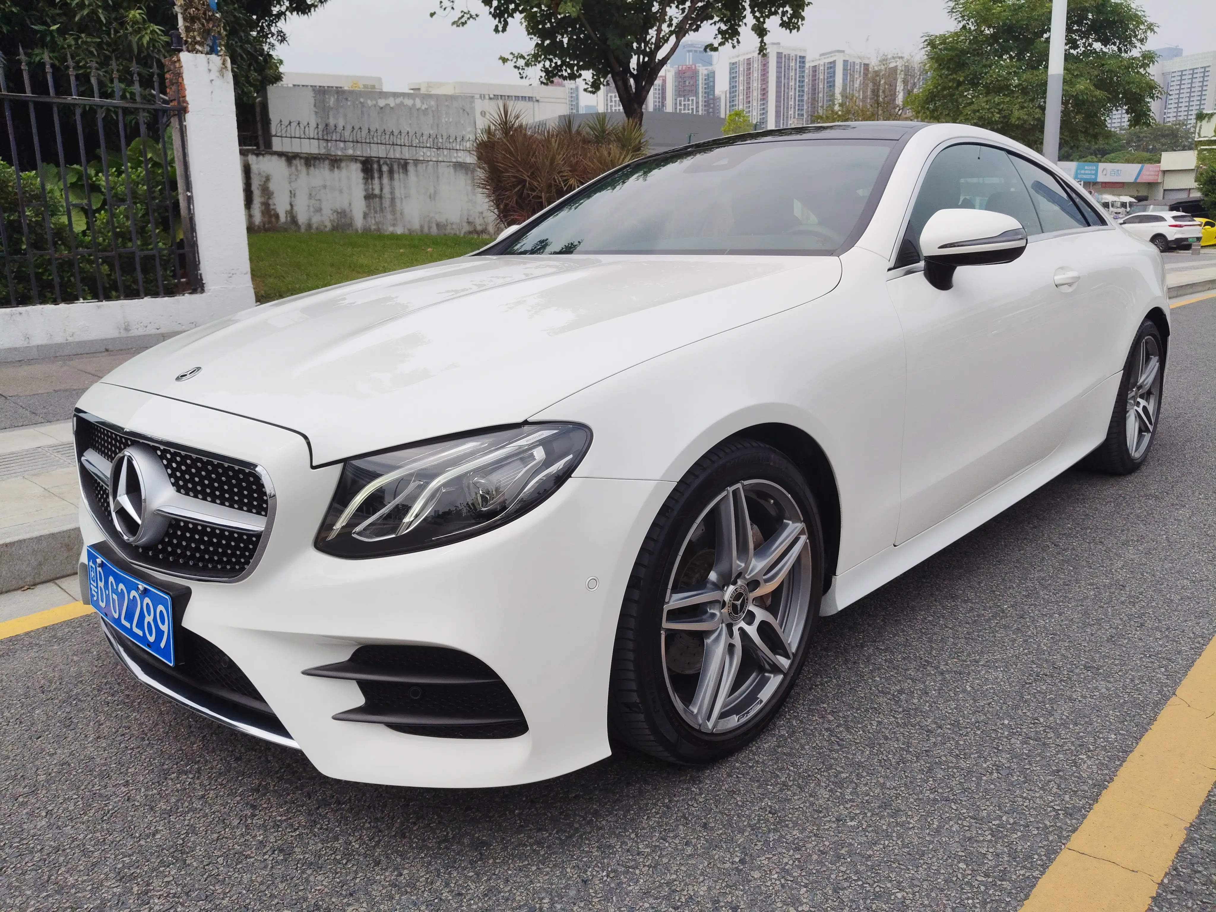 Mercedes-Benz E-Class (imported)