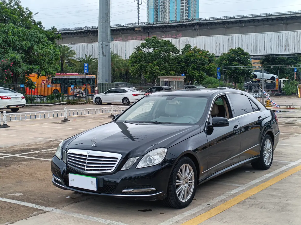Mercedes-Benz E-Class  из Китая