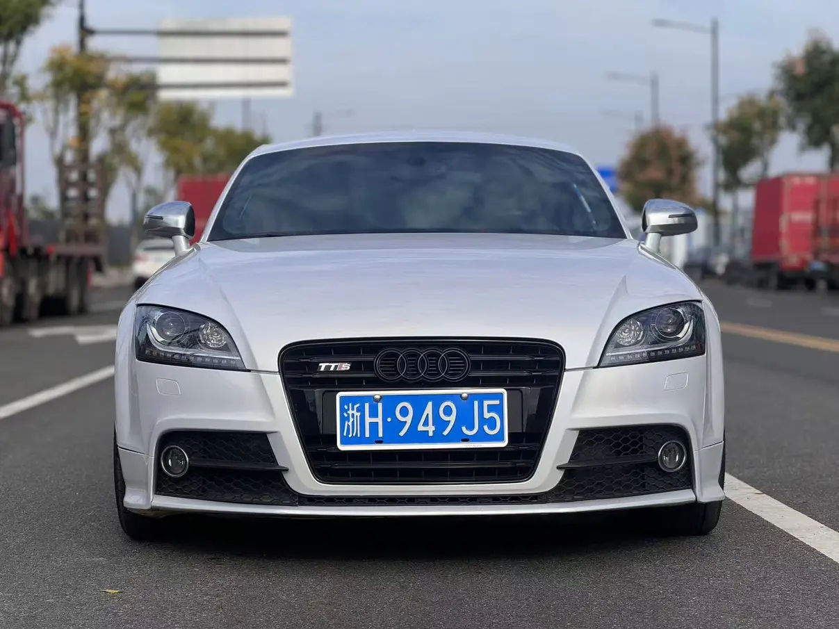 Audi TTS