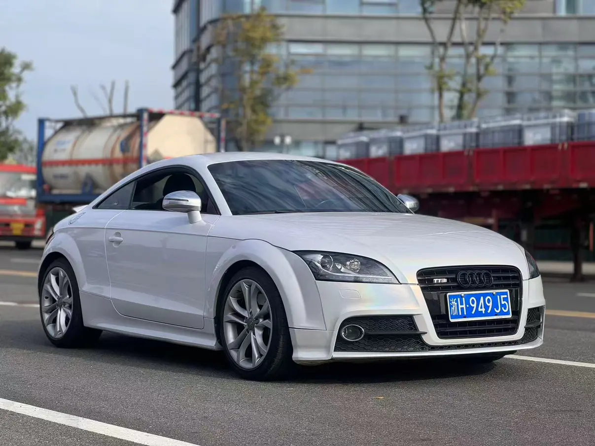 Audi TTS