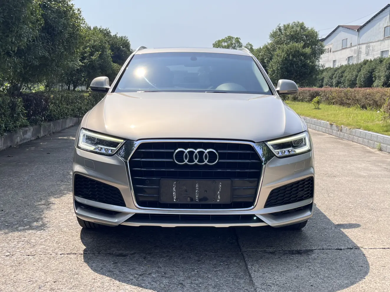 Audi Q3  из Китая