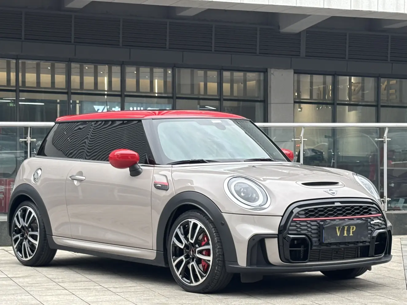 MINI JCW
