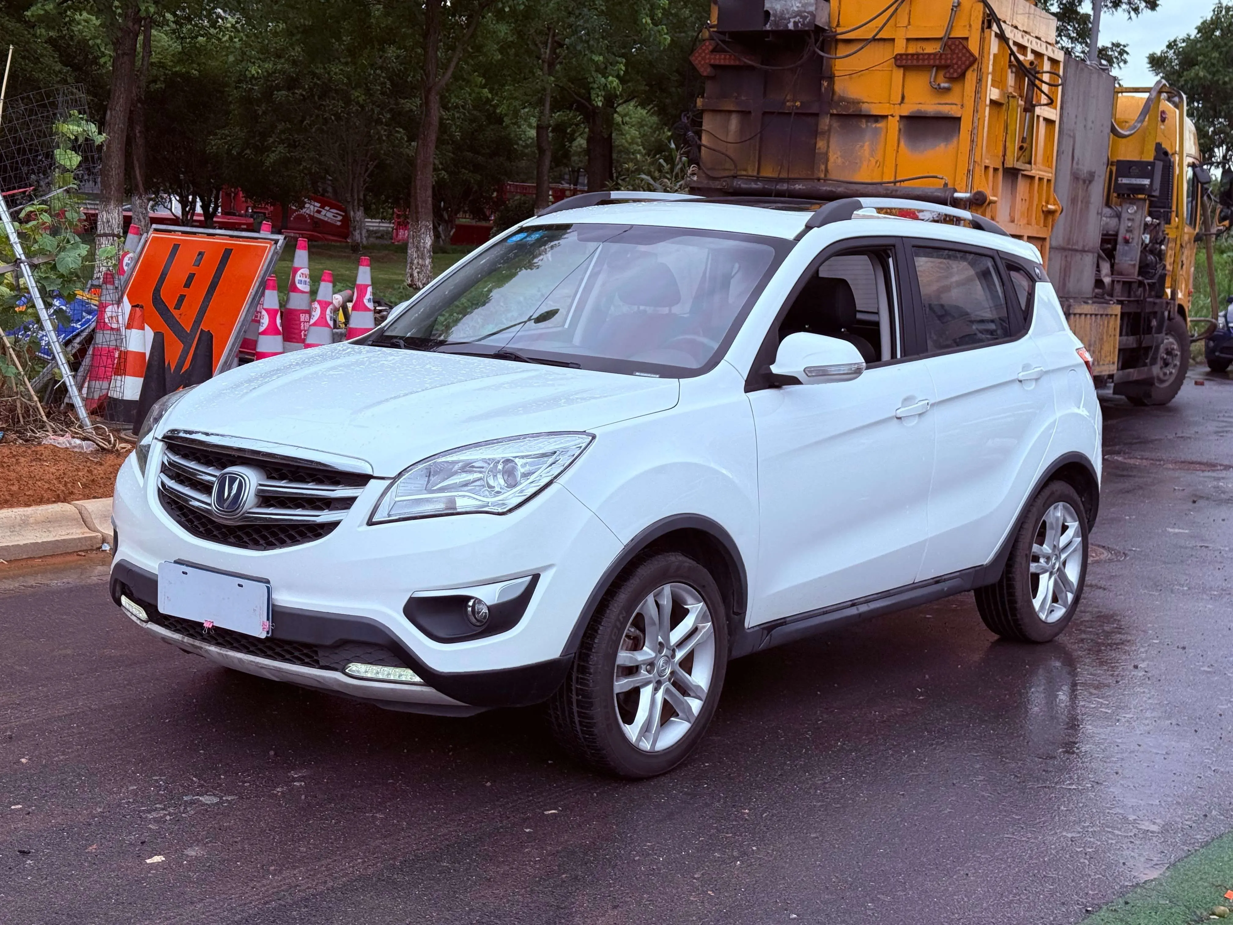 Changan CS35  из Китая