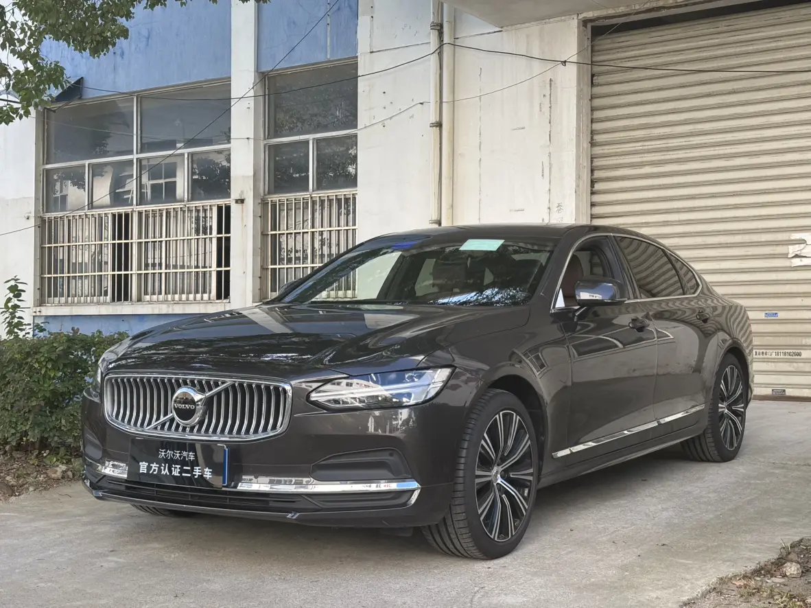 Volvo S90