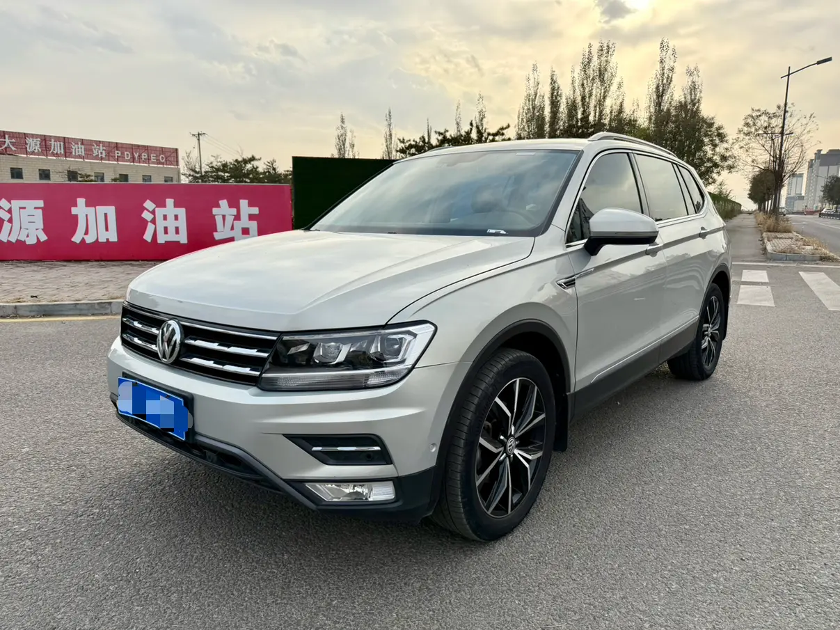Volkswagen Tiguan L  из Китая