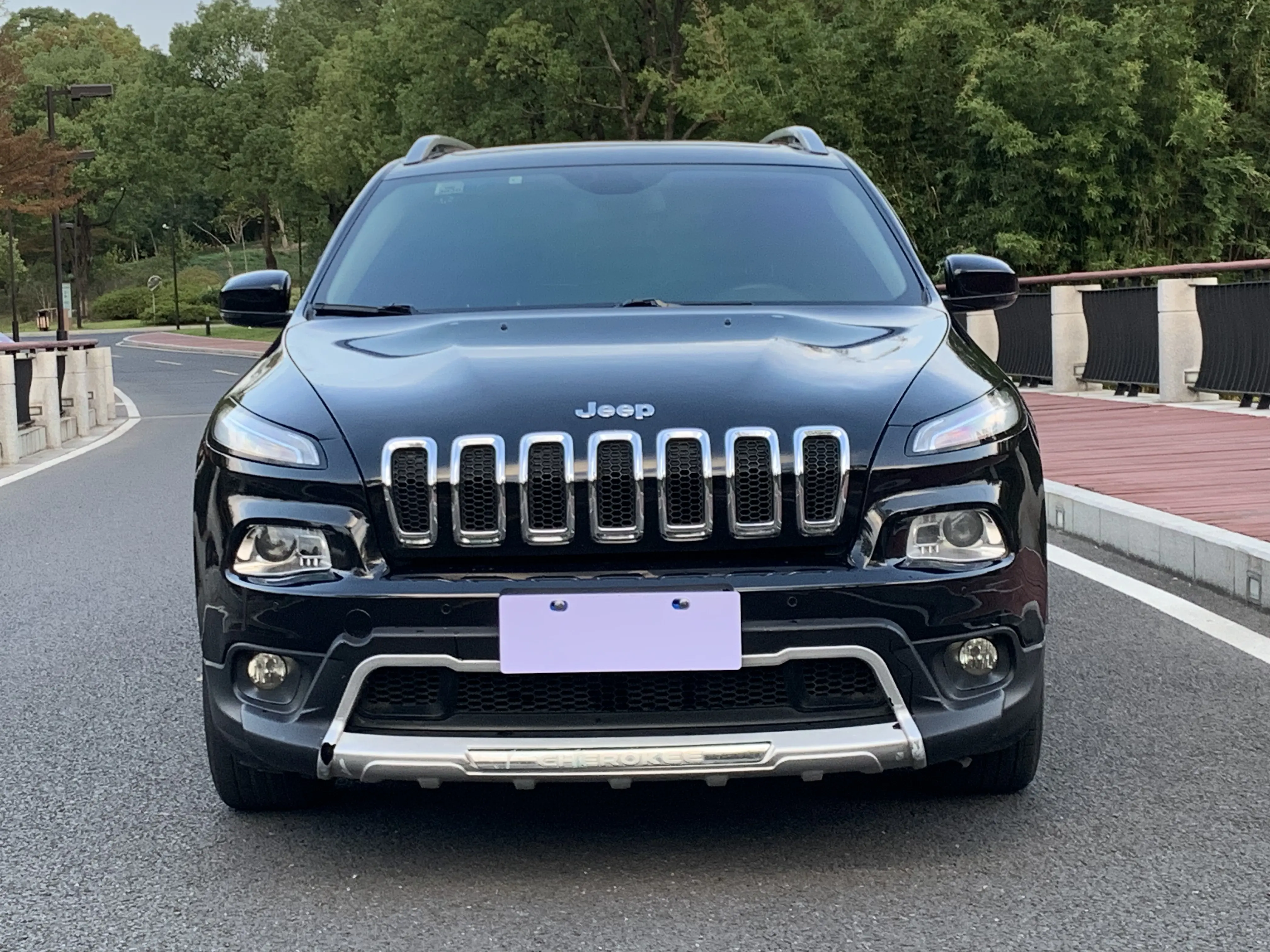 Jeep Cherokee  из Китая