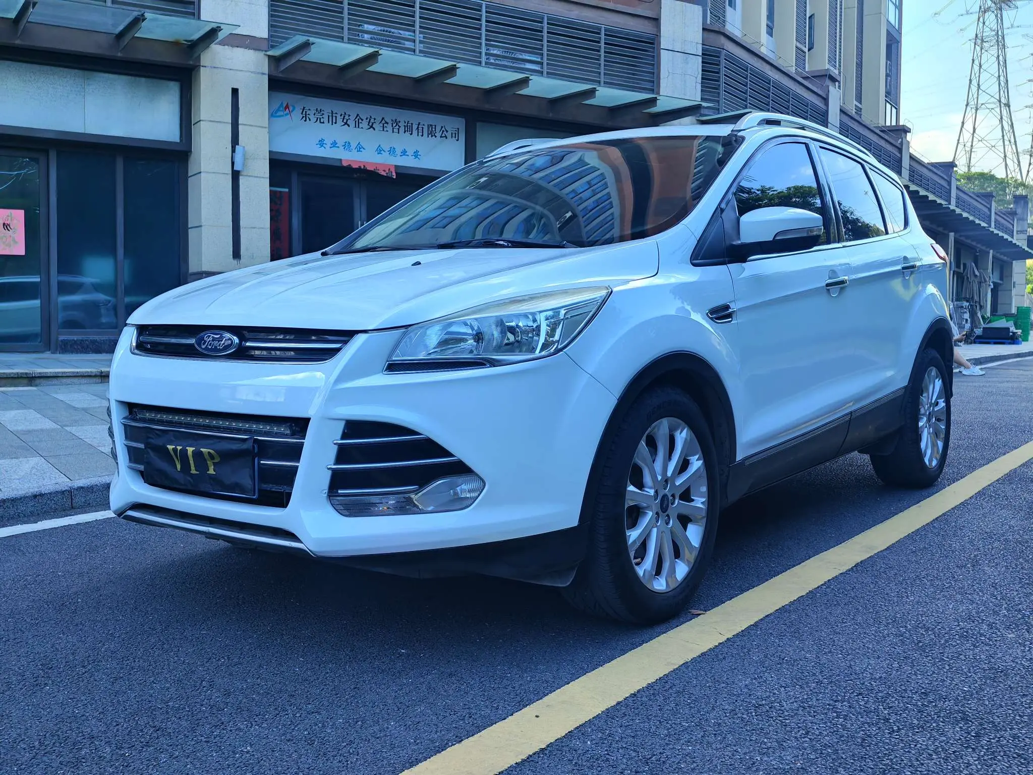 Ford Wing tiger  из Китая