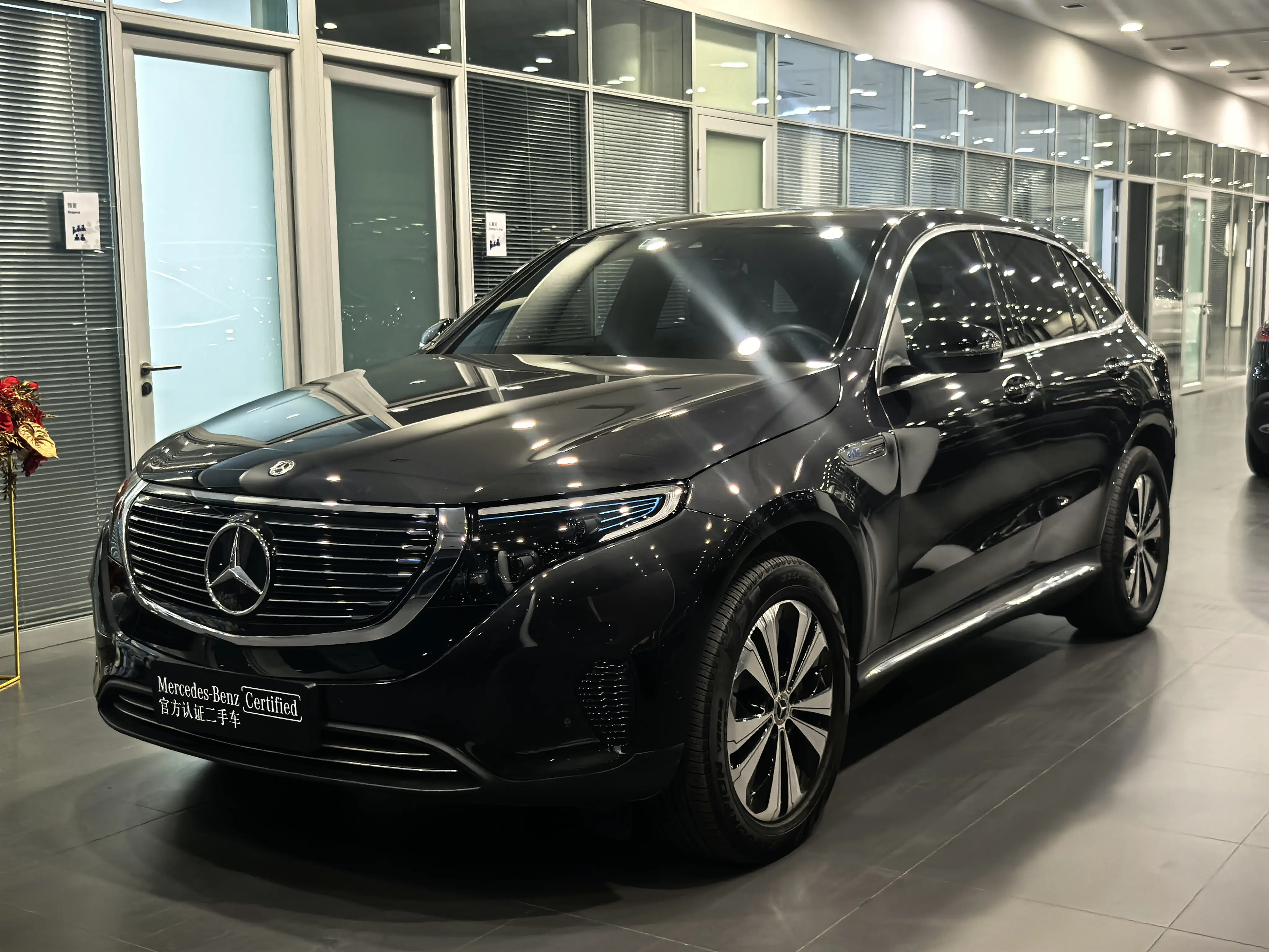 Mercedes-Benz EQC  из Китая
