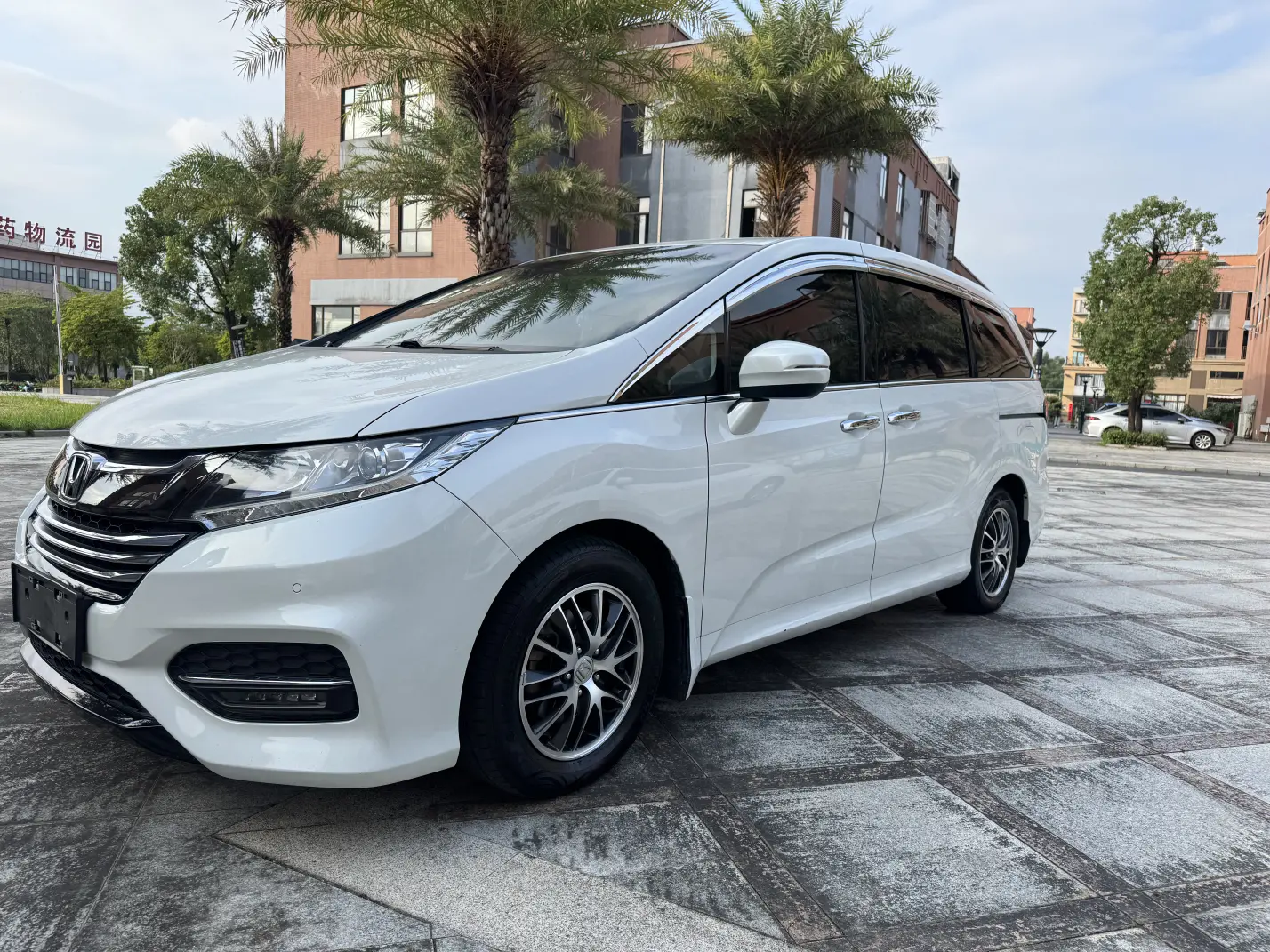Honda Odyssey  из Китая