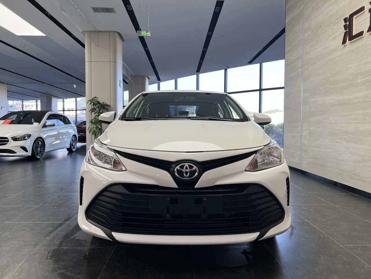 Toyota Vios  из Китая