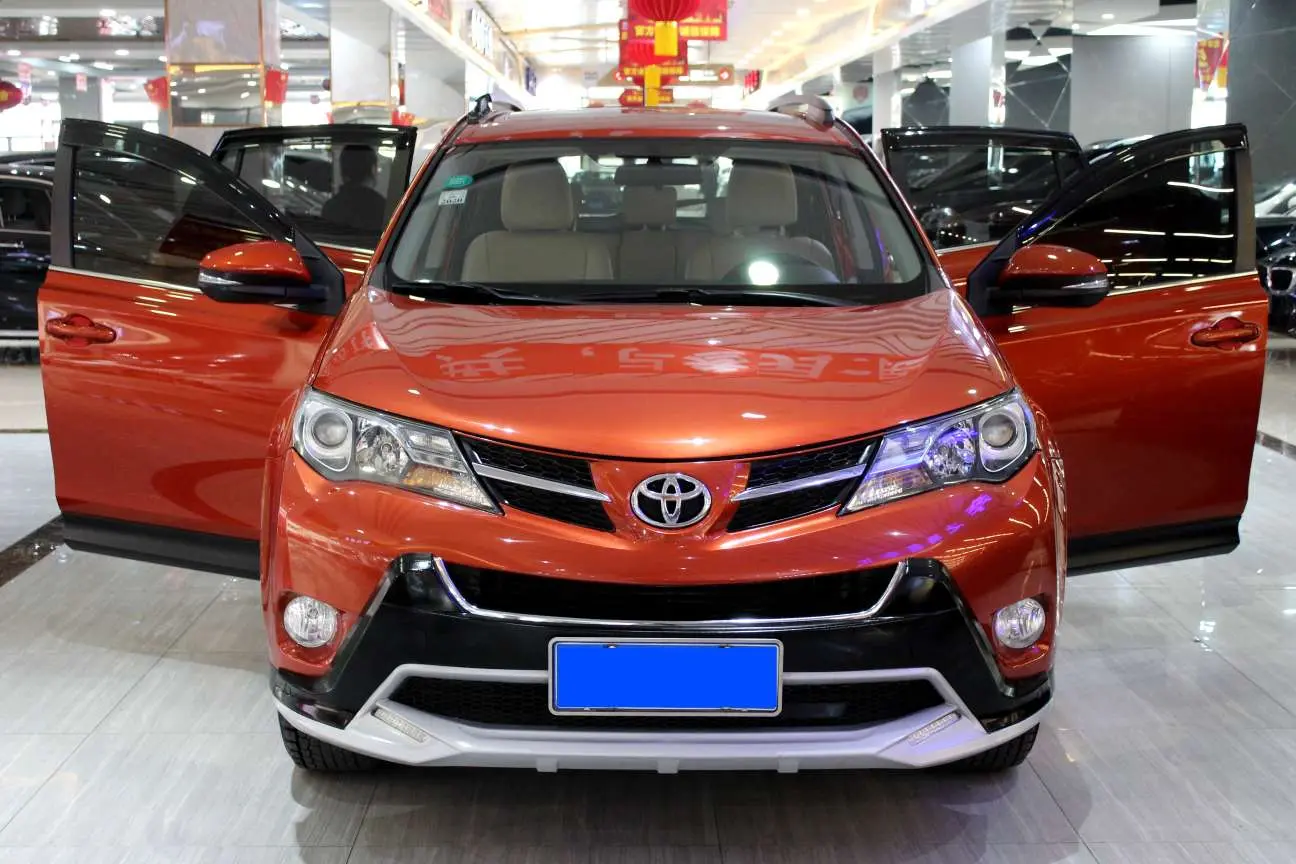 Toyota RAV4  из Китая