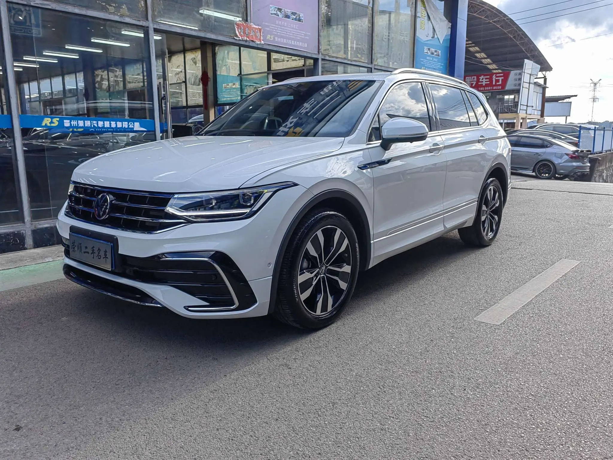 Volkswagen Tiguan L  из Китая