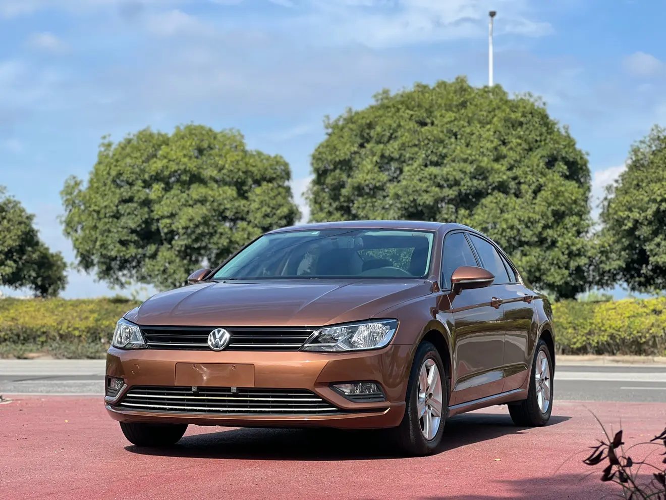 Volkswagen Lamando (Lingdu)  из Китая