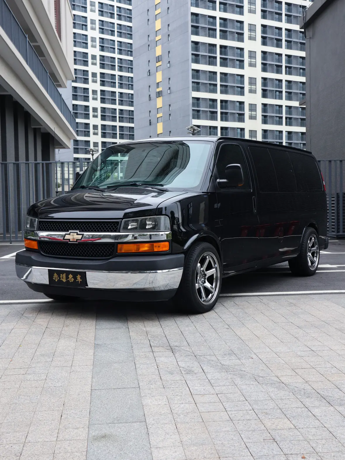 GMC SAVANA  из Китая