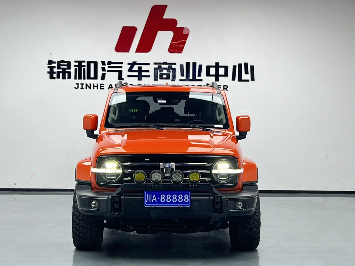 Tank 300  из Китая