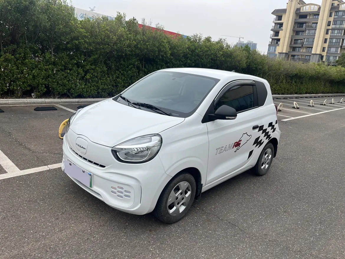 Roewe CLEVER  из Китая