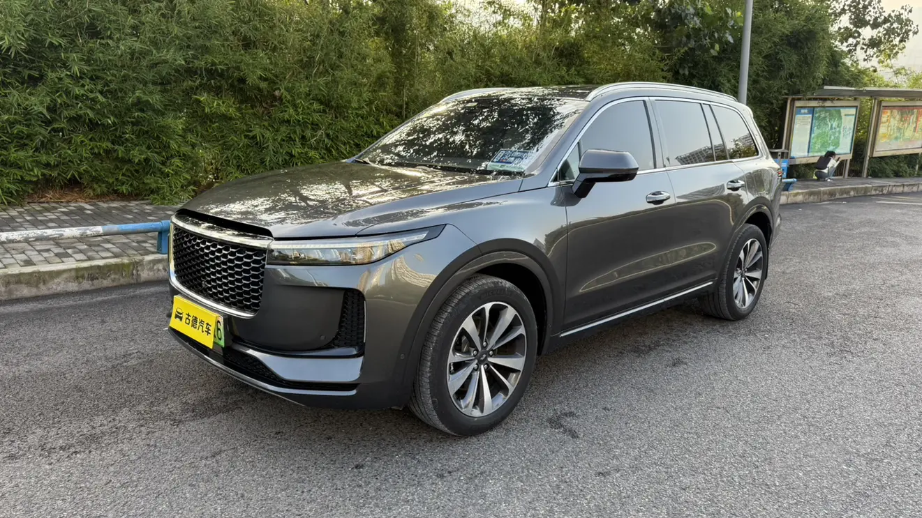 Li ONE (Ideal ONE)  из Китая