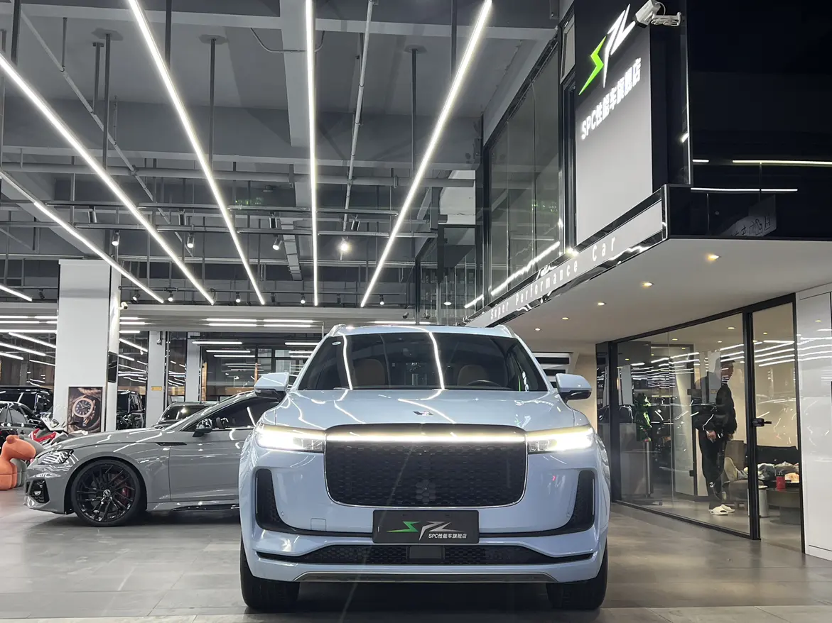 Li ONE (Ideal ONE)  из Китая