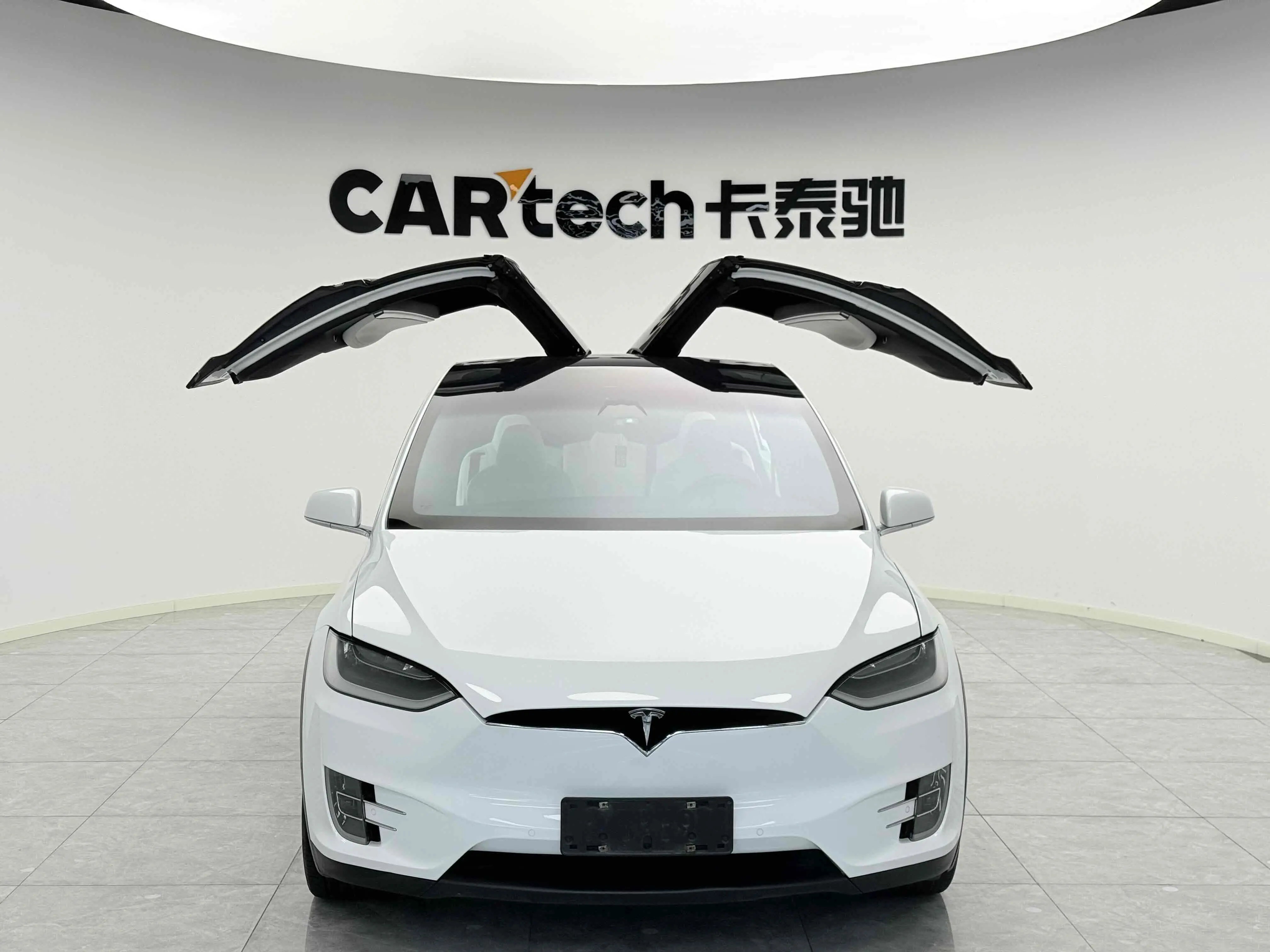 Tesla Model X  из Китая