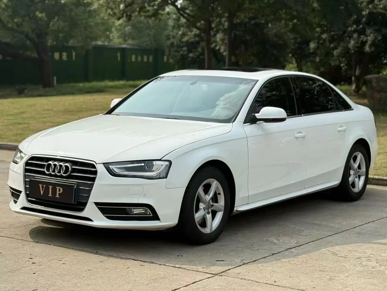 Audi A4L  из Китая