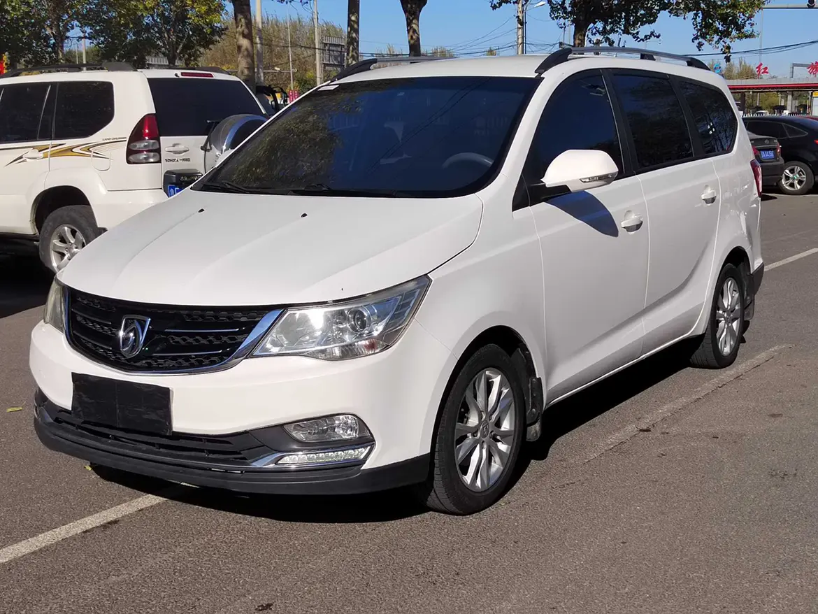 Baojun 730  из Китая