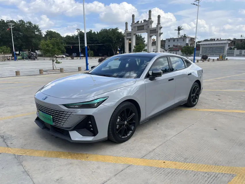 Changan UNI-V  из Китая