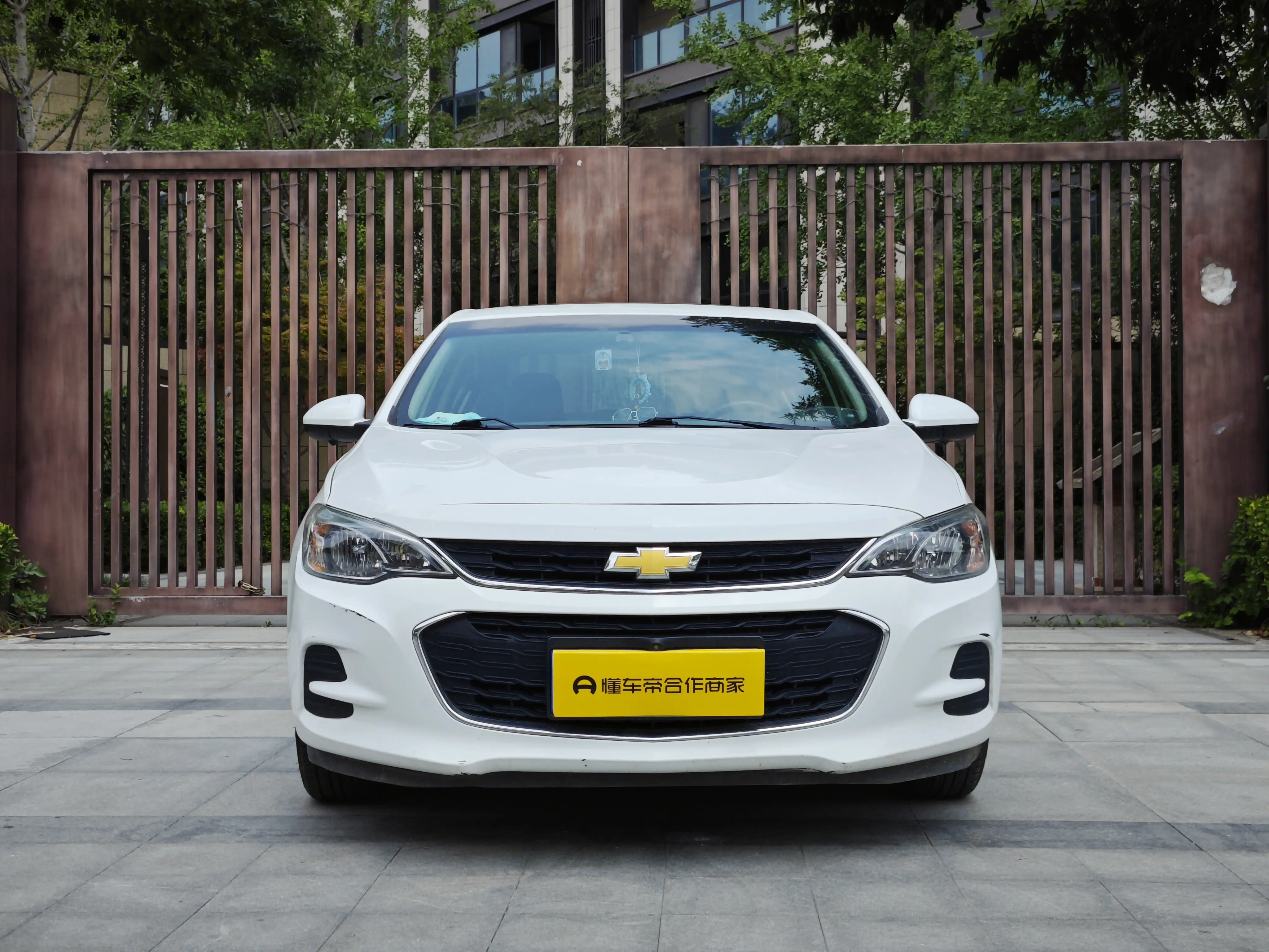 Chevrolet Onix (Kovoz)  из Китая