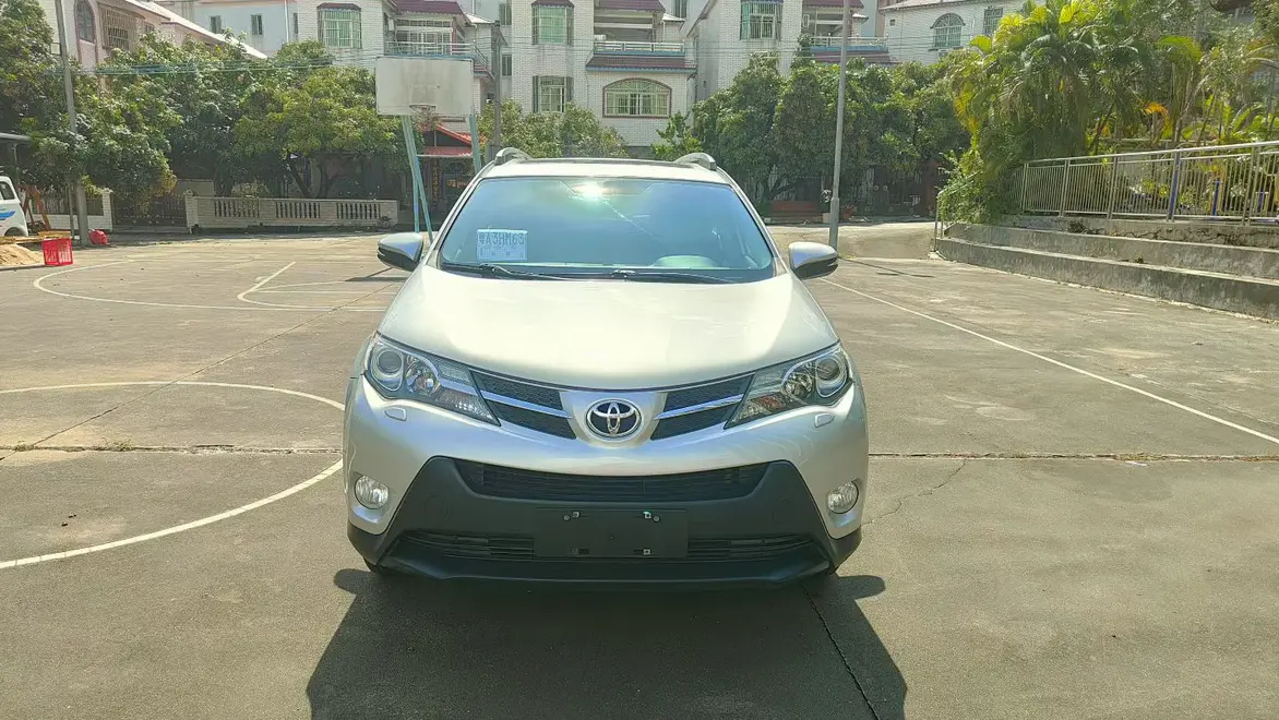 Toyota RAV4  из Китая