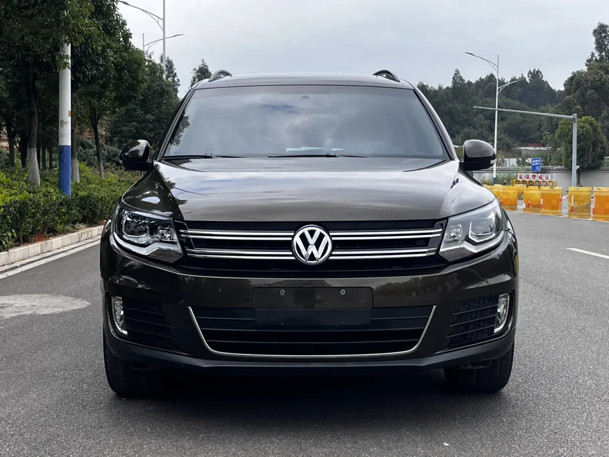 Volkswagen Tiguan  из Китая