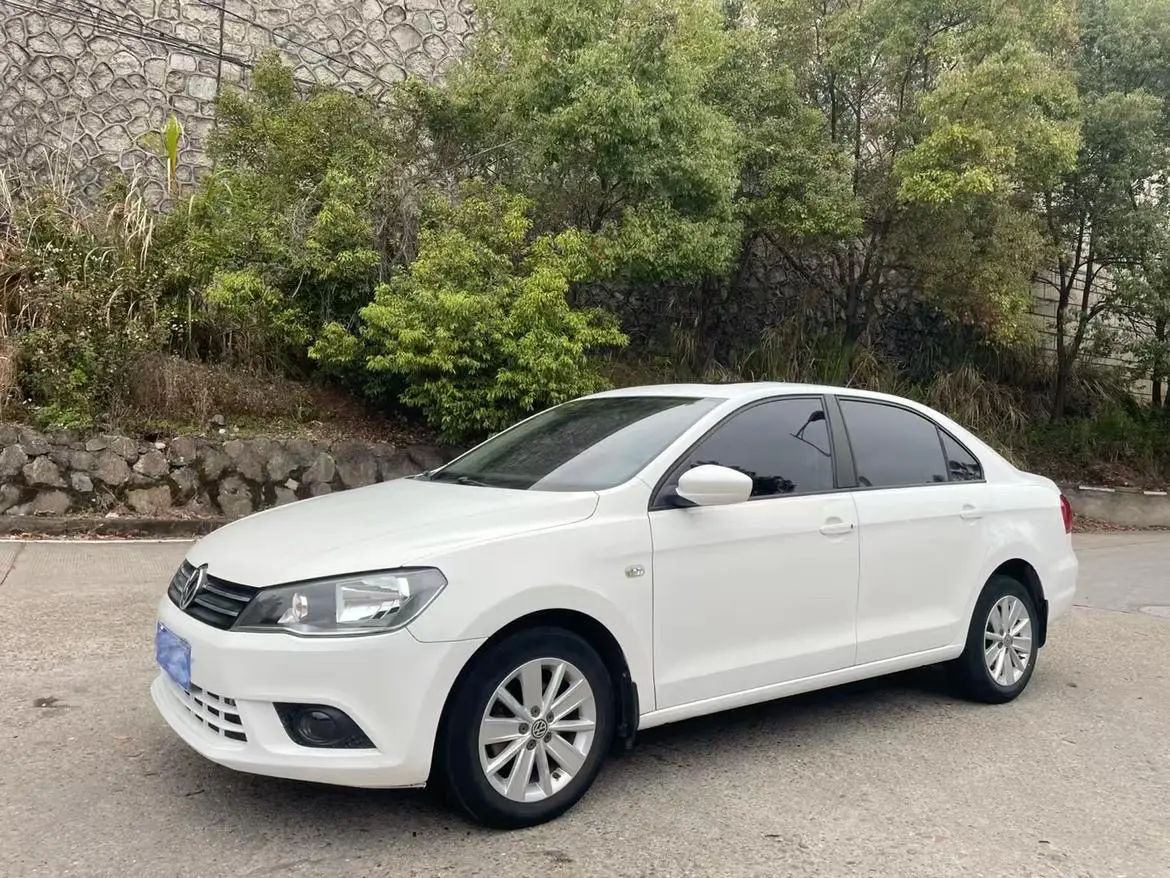 Volkswagen Jetta  из Китая